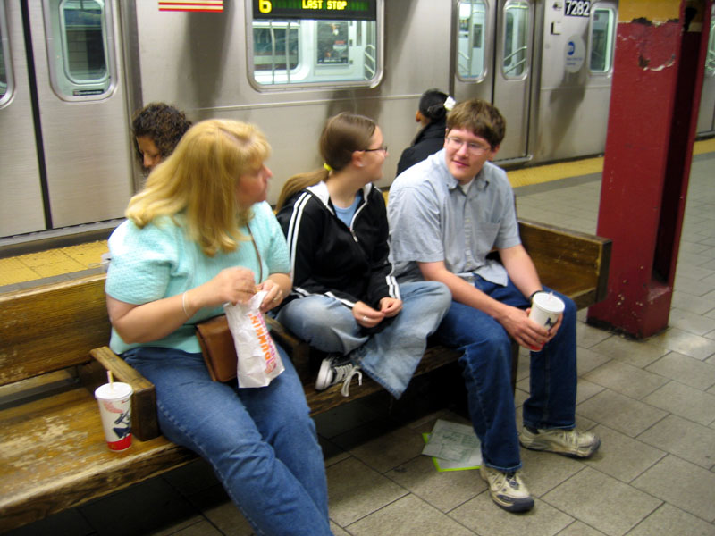 NY2006-1295.jpg